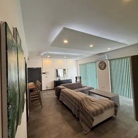 Modern 2/1 Bedroom In #5 Apartment Marsalforn