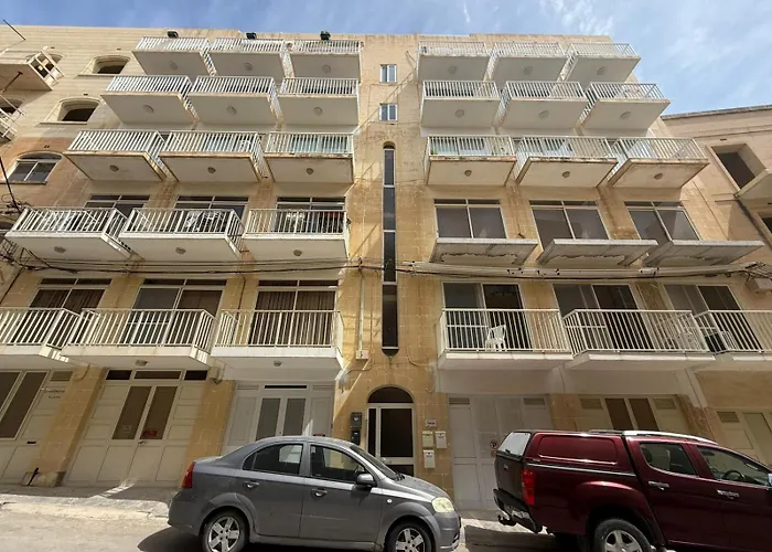 Modern 2/1 Bedroom In #5 Appartement *